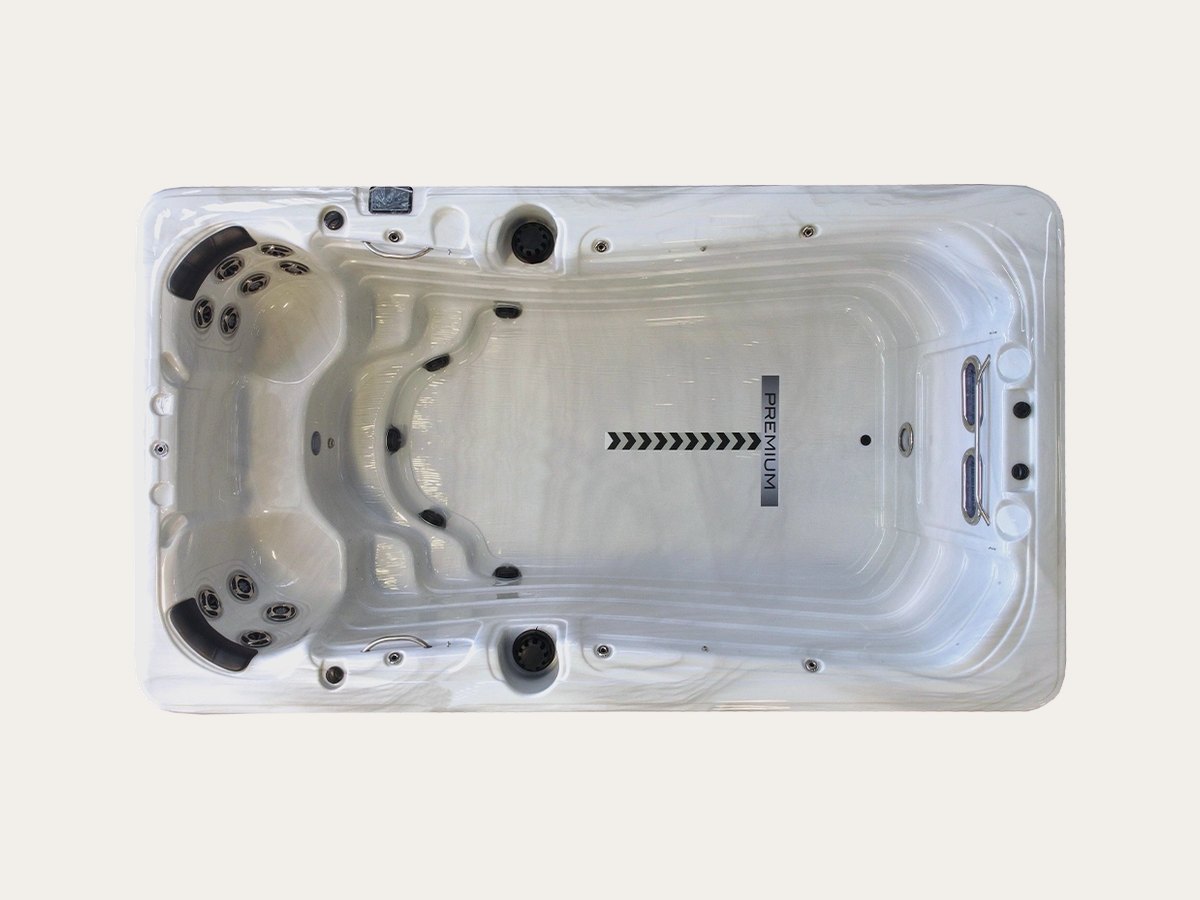 13-Foot Swim Spa, model GL Premium 13', Garden Leisure