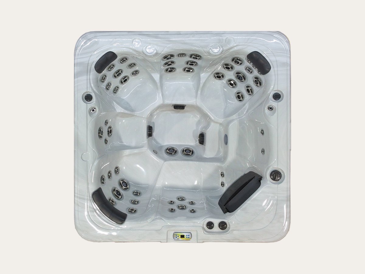 7-Person 53-Jet Hot Tub, model GL753B, Garden Leisure